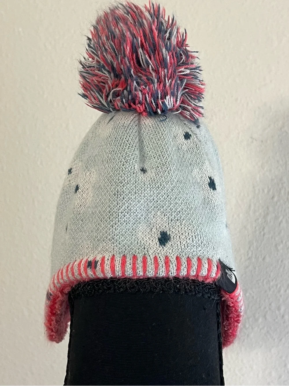 The North Face Infant XXS 0-6M Blue Pink Pom Beanie Fleece Lined Beanie